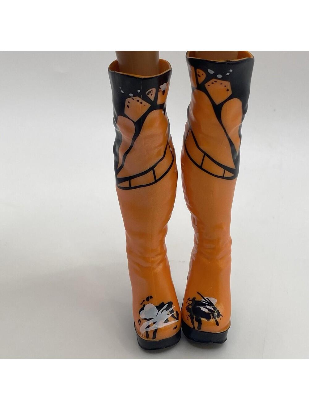Rainbow High Series 1 Poppy Rowan Doll Outfit  Thigh High Tall Orange Boots B9